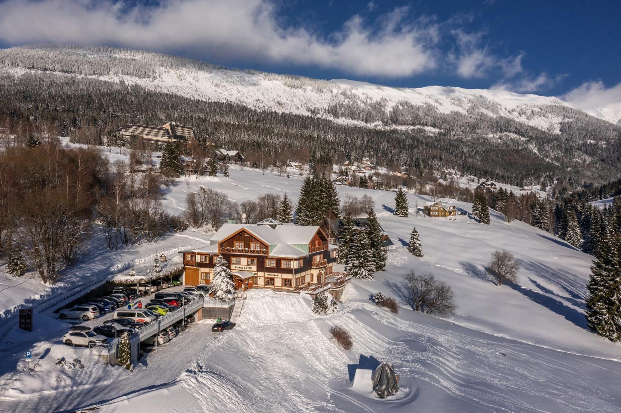 Hotel Zatisi Špindlerŭv Mlýn Kültér fotó