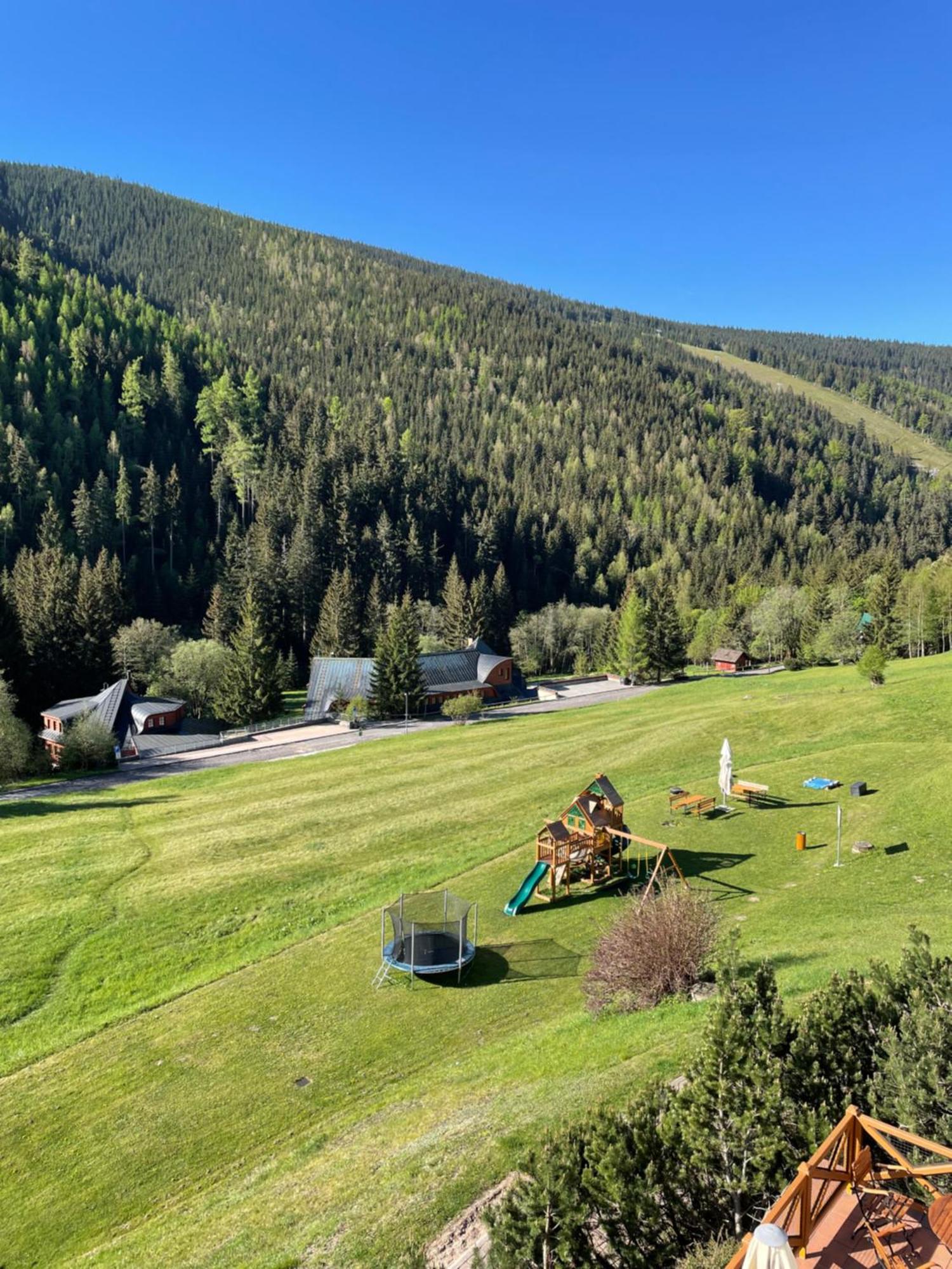Hotel Zatisi Špindlerŭv Mlýn Kültér fotó