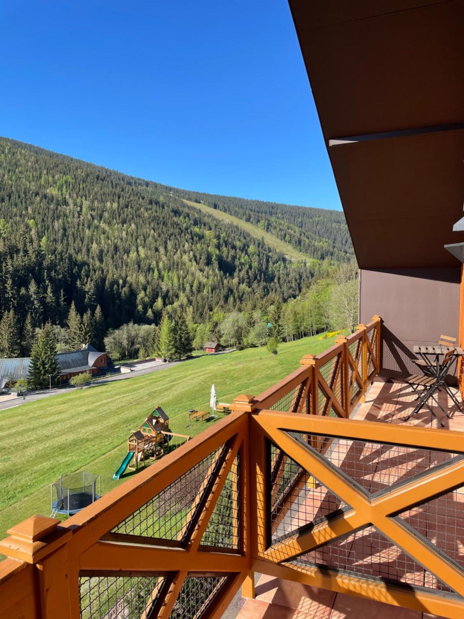 Hotel Zatisi Špindlerŭv Mlýn Kültér fotó