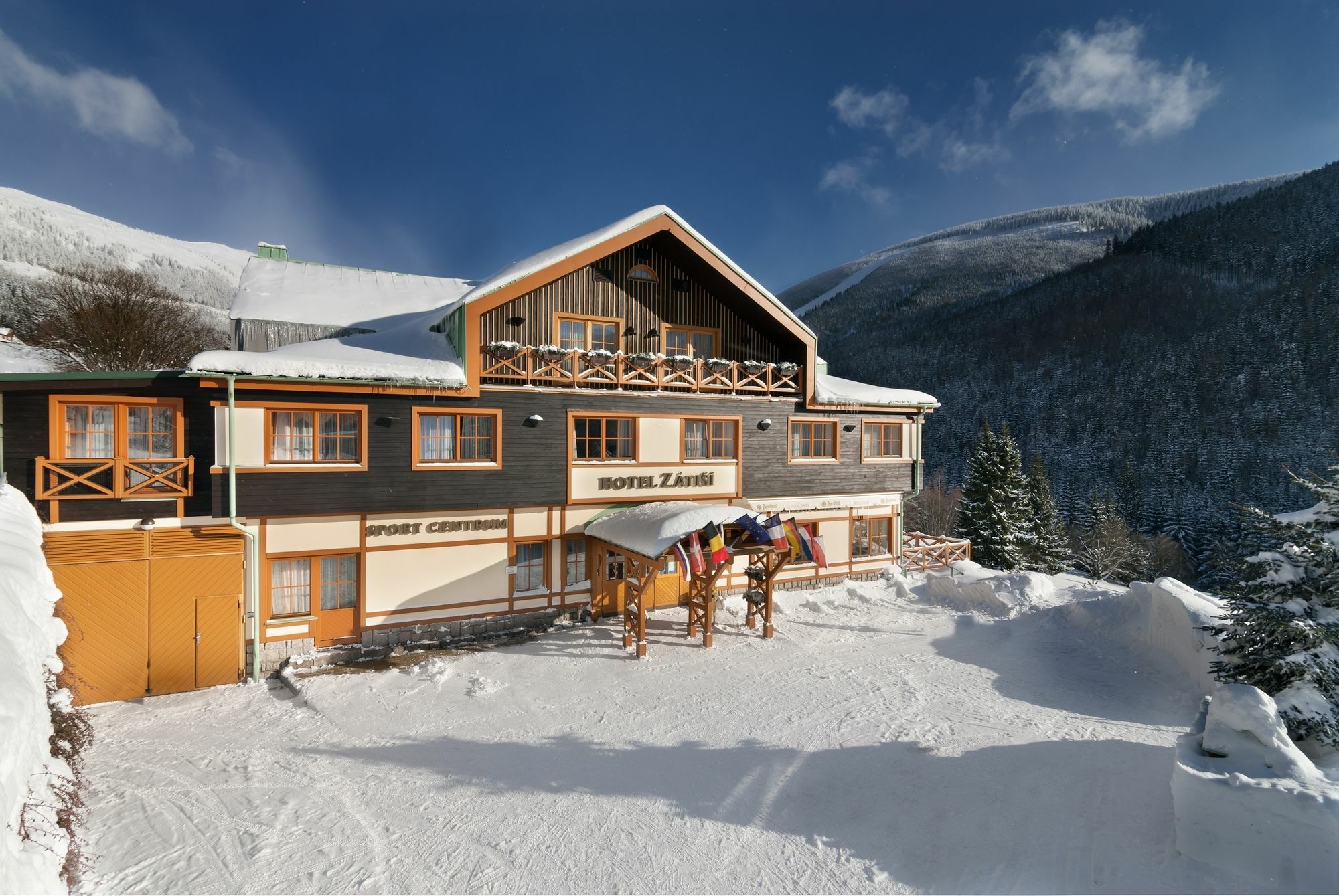 Hotel Zatisi Špindlerŭv Mlýn Kültér fotó